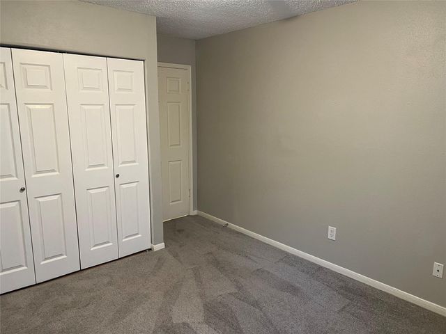 187 Sandpebble Drive, The Woodlands, TX 77381