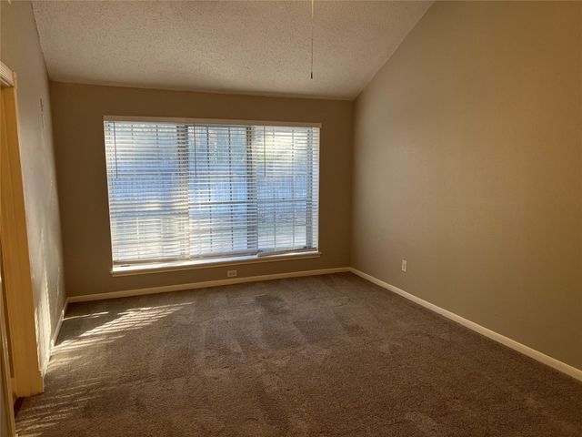 187 Sandpebble Drive, The Woodlands, TX 77381