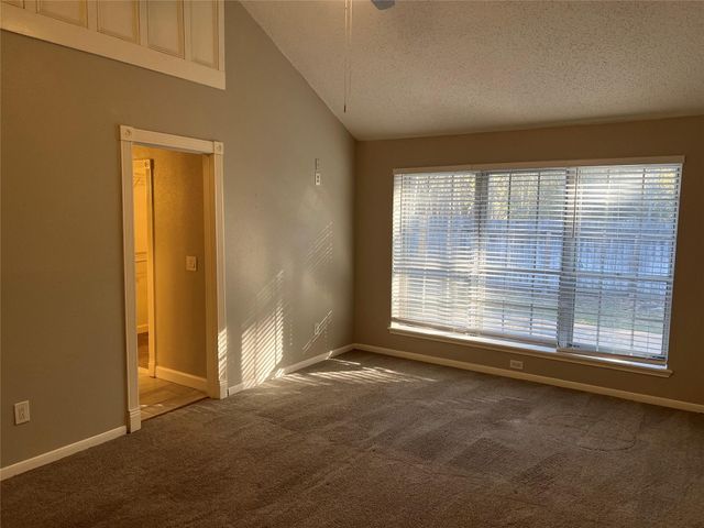 187 Sandpebble Drive, The Woodlands, TX 77381