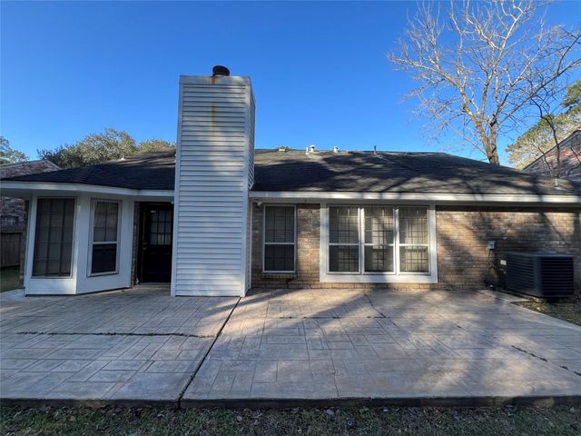 187 Sandpebble Drive, The Woodlands, TX 77381