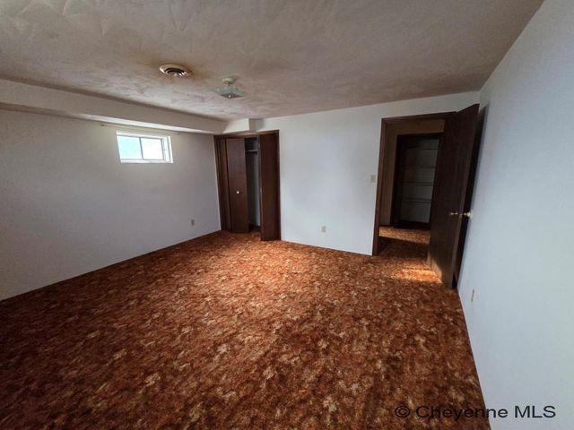 221 CACTUS DR, Torrington, WY 82240