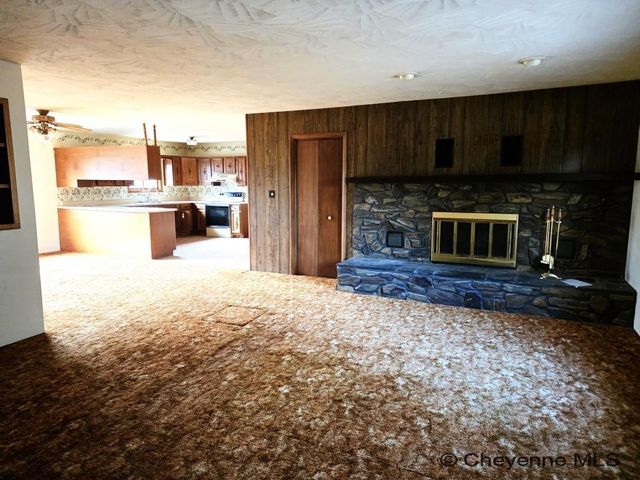 221 CACTUS DR, Torrington, WY 82240