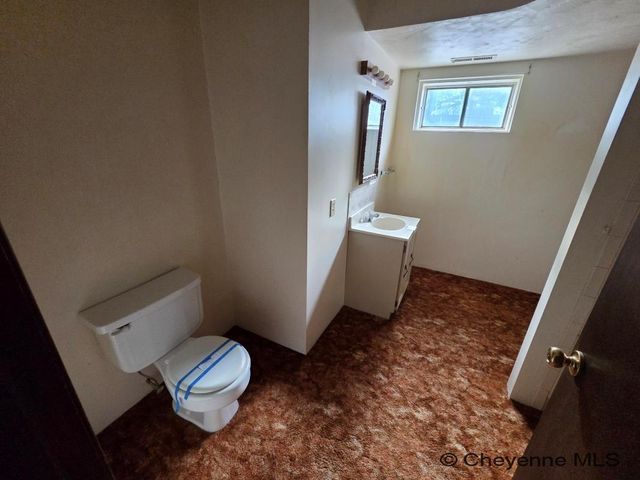 221 CACTUS DR, Torrington, WY 82240