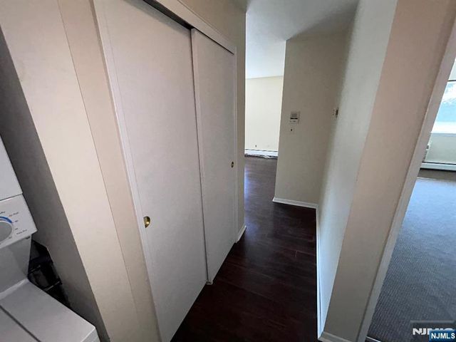 168 Diamond Bridge Avenue 1, Hawthorne, NJ 07506