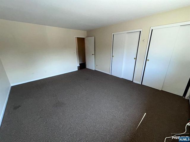 168 Diamond Bridge Avenue 1, Hawthorne, NJ 07506