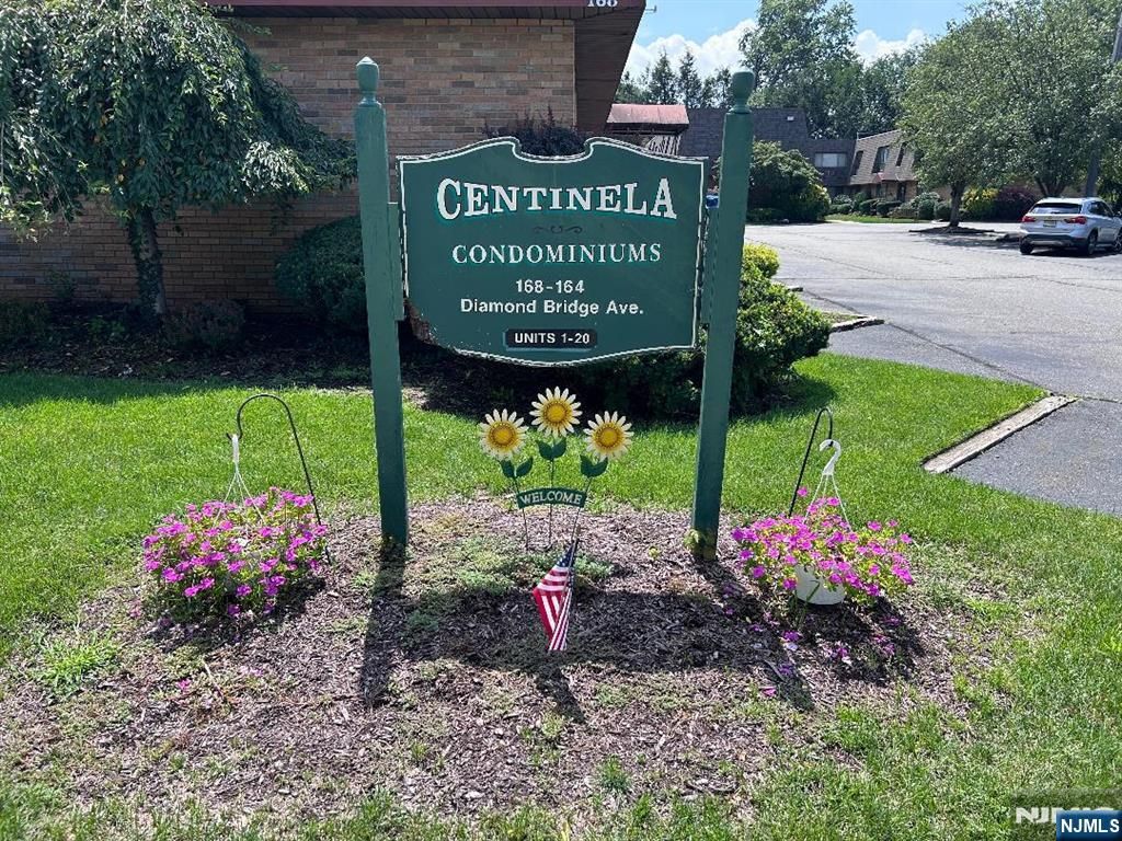 168 Diamond Bridge Avenue 1, Hawthorne, NJ 07506