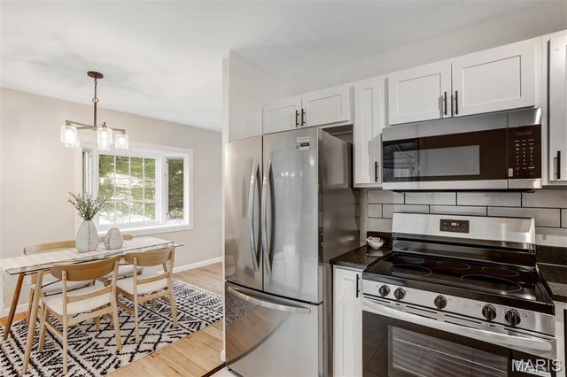 915 Trianon Lane, Unincorporated, MO 63011