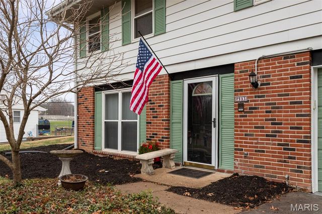 915 Trianon Lane, Unincorporated, MO 63011