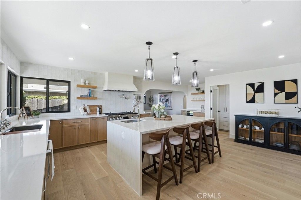 Image 19 of property listing at 2532 E Vista Drive, Upland, CA 91784