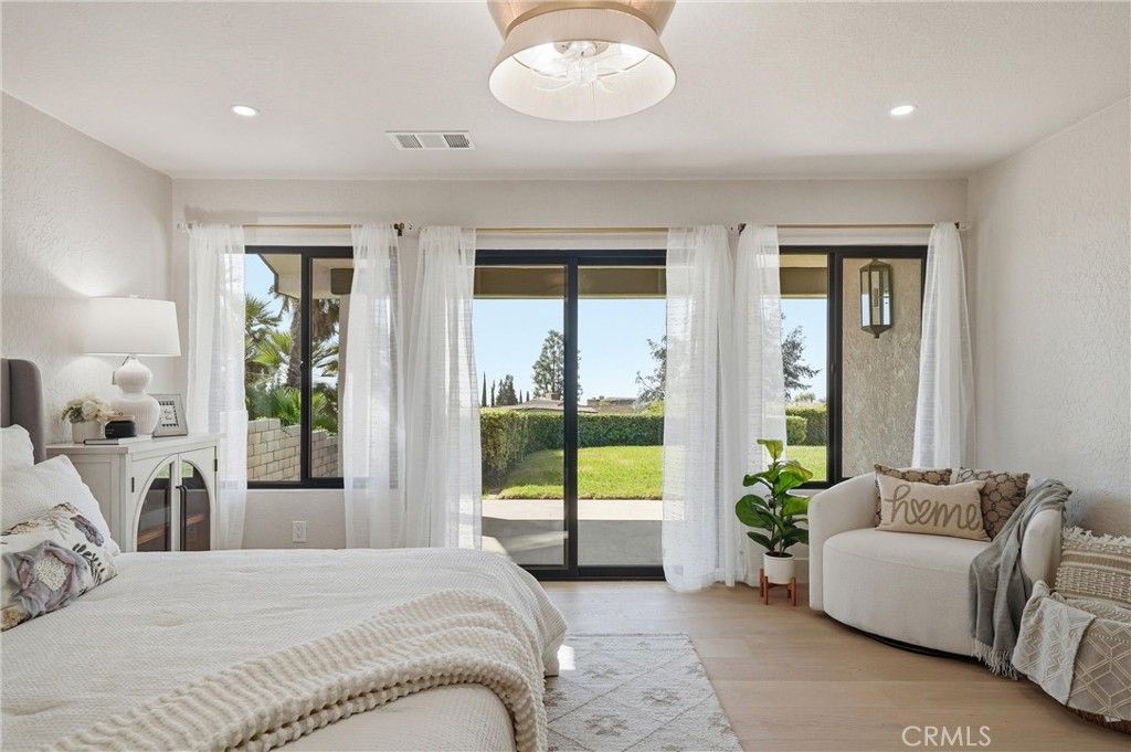 Image 31 of property listing at 2532 E Vista Drive, Upland, CA 91784