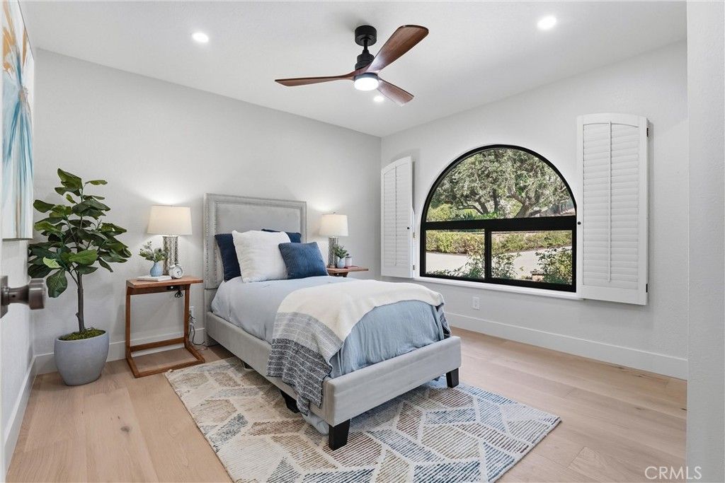 Image 39 of property listing at 2532 E Vista Drive, Upland, CA 91784