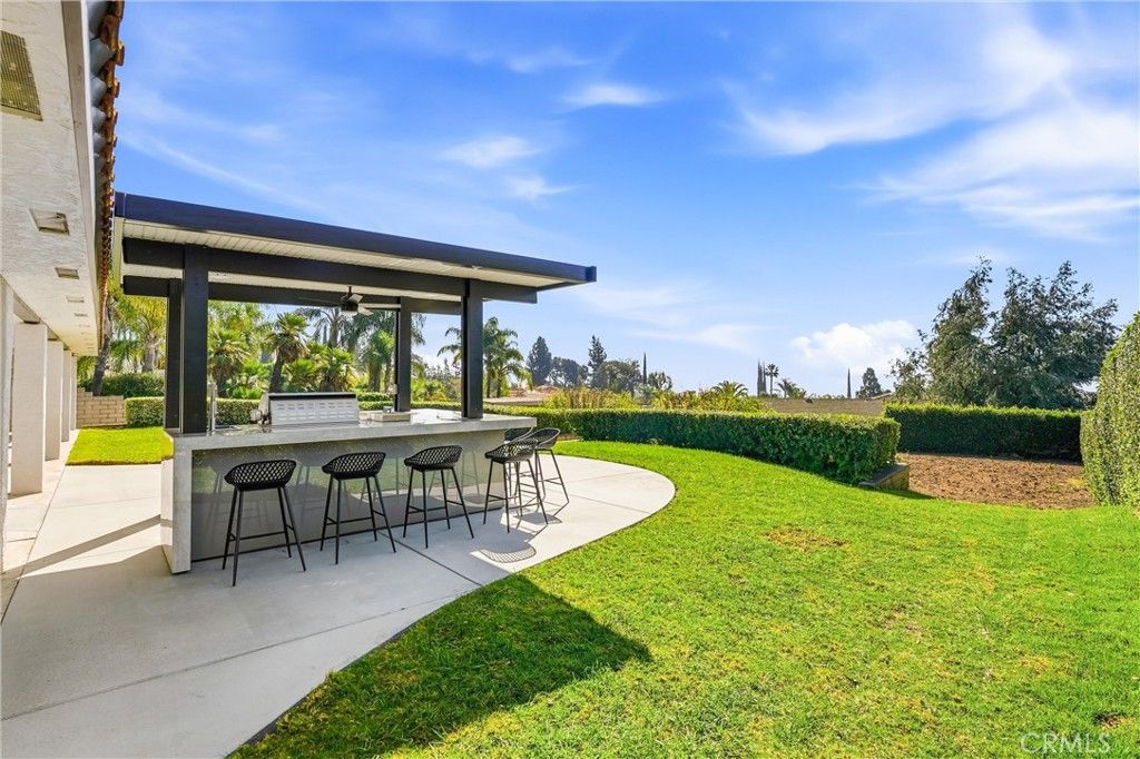 Image 46 of property listing at 2532 E Vista Drive, Upland, CA 91784