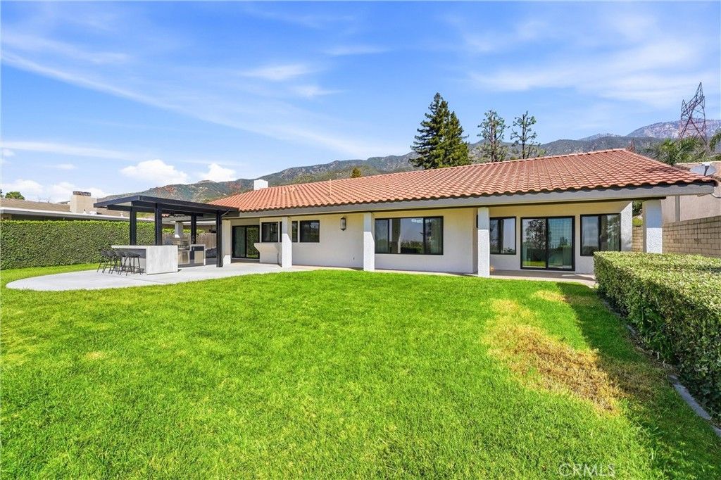 Image 52 of property listing at 2532 E Vista Drive, Upland, CA 91784