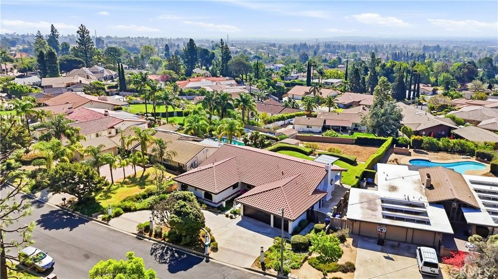 Image 59 of property listing at 2532 E Vista Drive, Upland, CA 91784