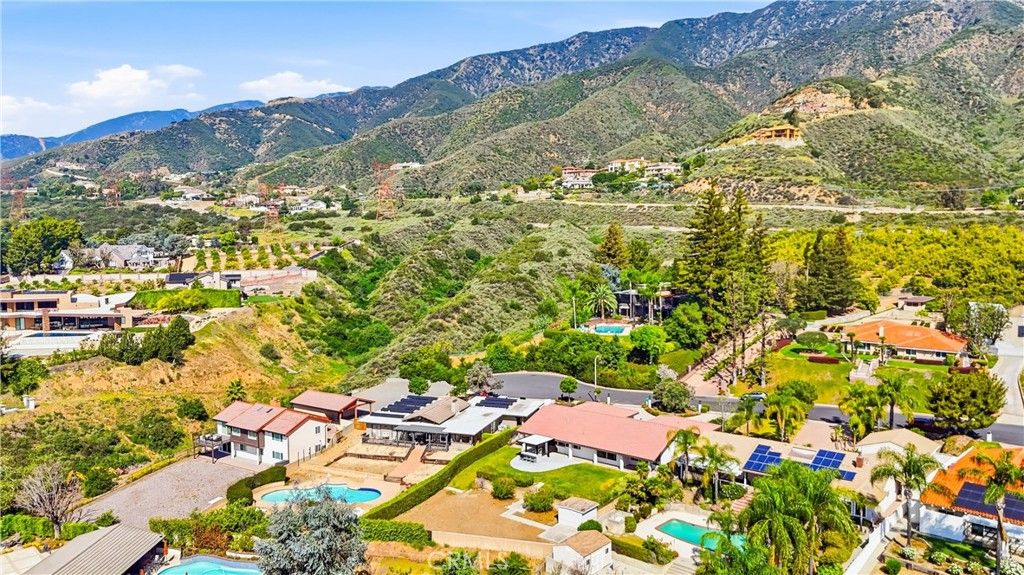 Image 62 of property listing at 2532 E Vista Drive, Upland, CA 91784