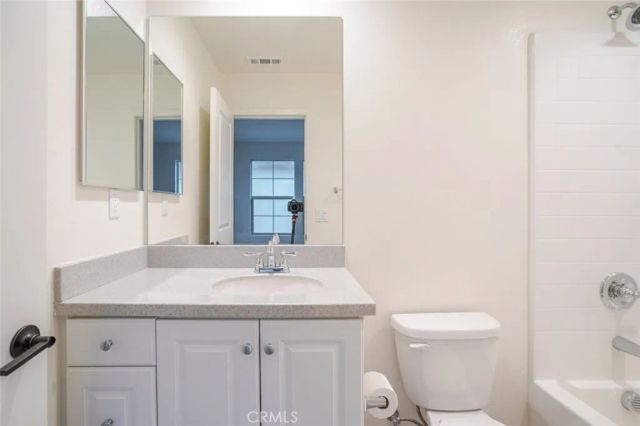 863 Iris Way B, Azusa, CA 91702