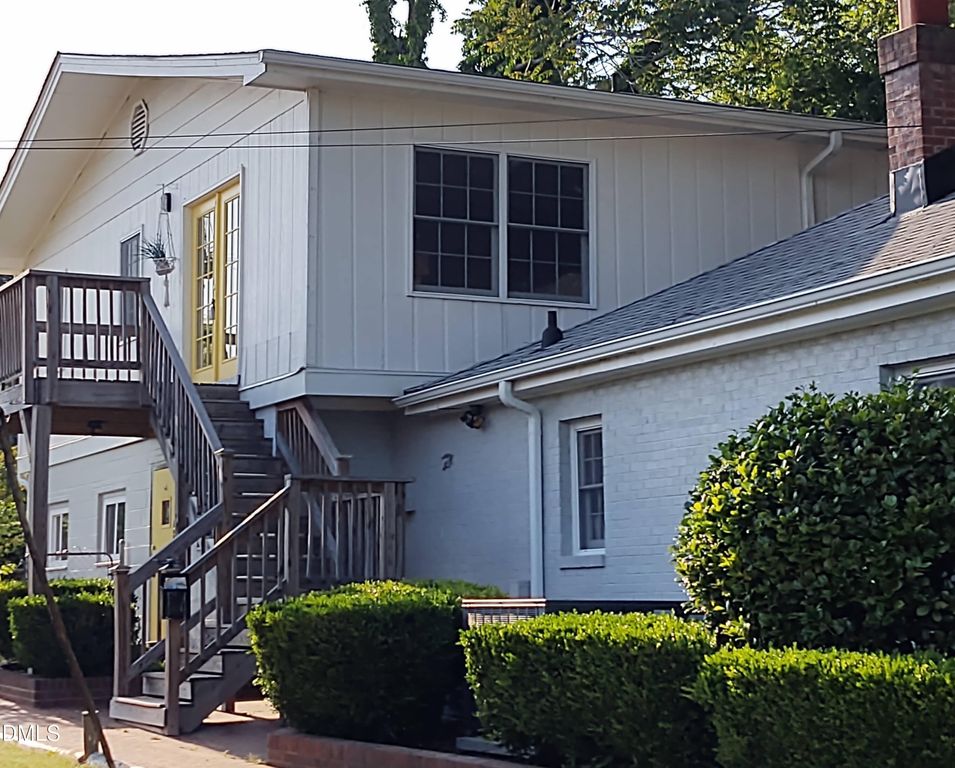 15 N Fisher Street B, Raleigh, NC 27610