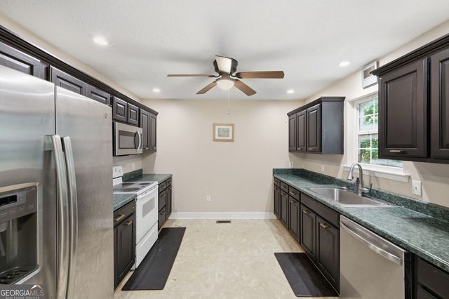 500 Washboard Road, Cleveland, GA 30528