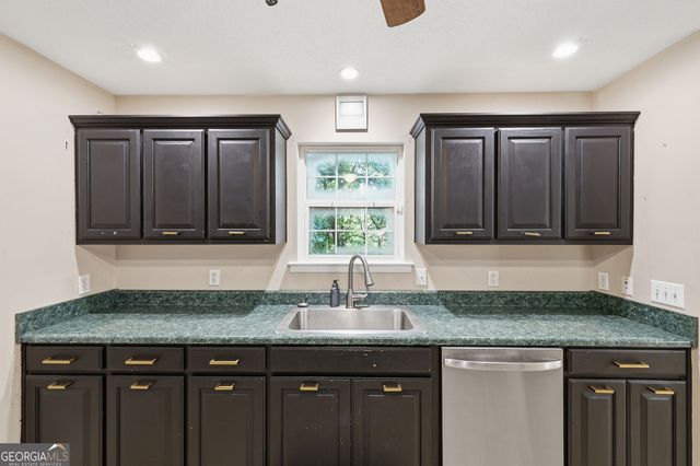 500 Washboard Road, Cleveland, GA 30528