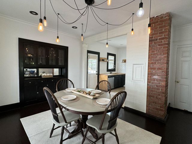 421 E 6th Street, Monroe City, MI 48161
