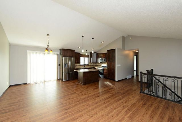 1510 57th Avenue S, Fargo, ND 58104