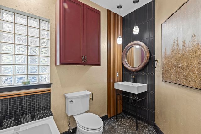 3371 Regent Drive, Dallas, TX 75229