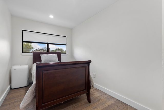 3371 Regent Drive, Dallas, TX 75229