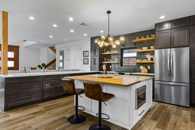 3371 Regent Drive, Dallas, TX 75229