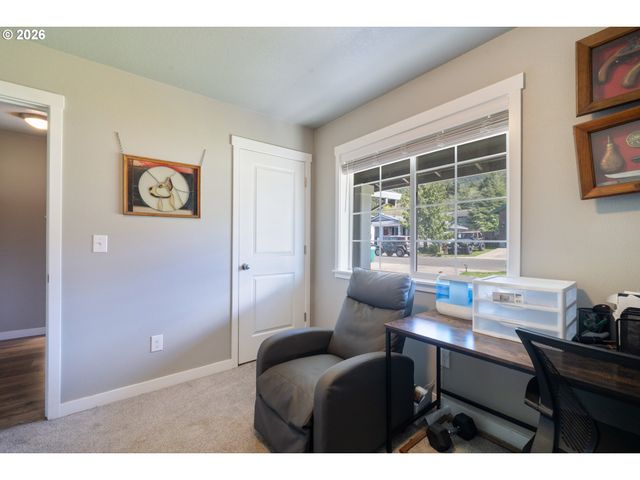 1185 Ne FRANCIS St, Rockaway Beach, OR 97136