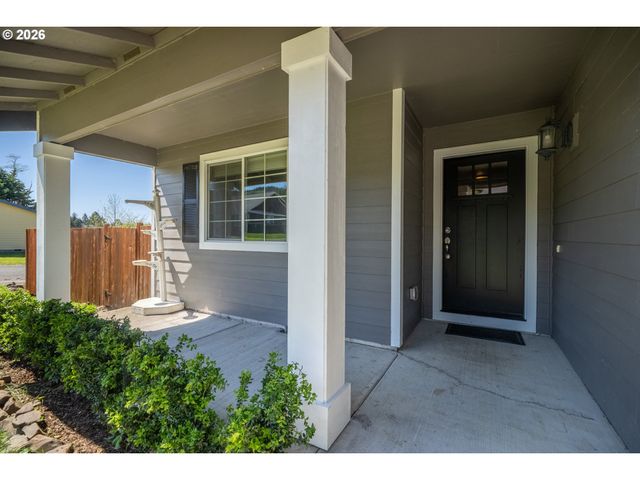 1185 Ne FRANCIS St, Rockaway Beach, OR 97136