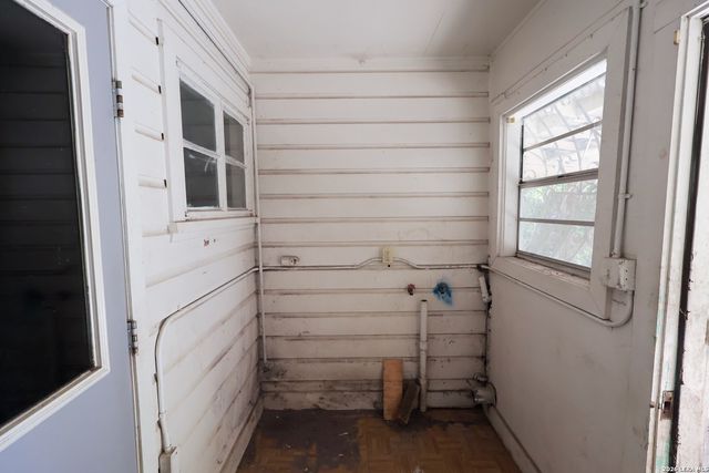 654 ELLOR DR, San Antonio, TX 78228