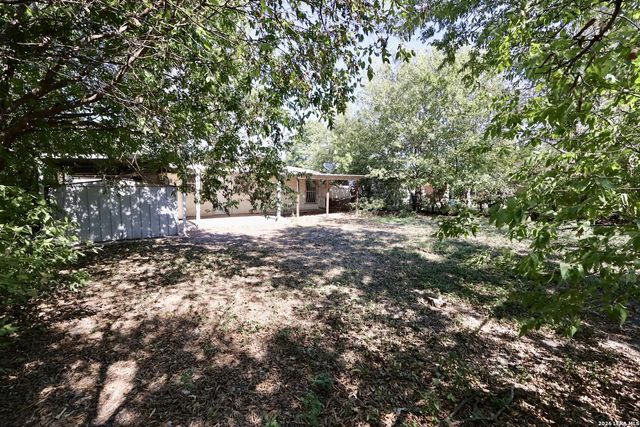 654 ELLOR DR, San Antonio, TX 78228