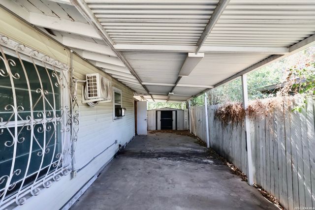 654 ELLOR DR, San Antonio, TX 78228