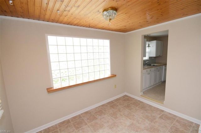 535 Fishermans RD, Norfolk, VA 23503