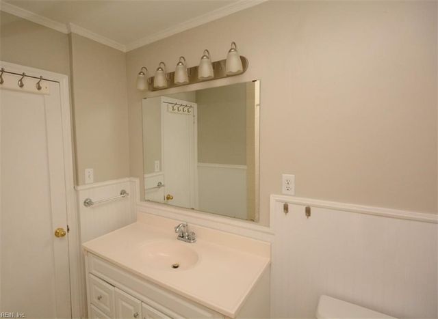 535 Fishermans RD, Norfolk, VA 23503