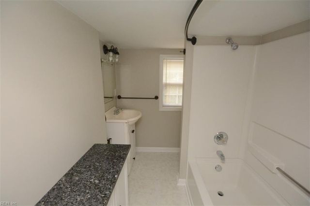 535 Fishermans RD, Norfolk, VA 23503