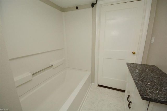 535 Fishermans RD, Norfolk, VA 23503