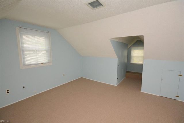 535 Fishermans RD, Norfolk, VA 23503