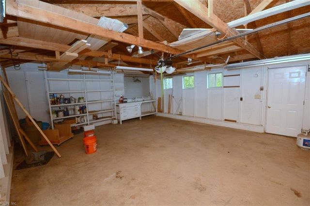 535 Fishermans RD, Norfolk, VA 23503