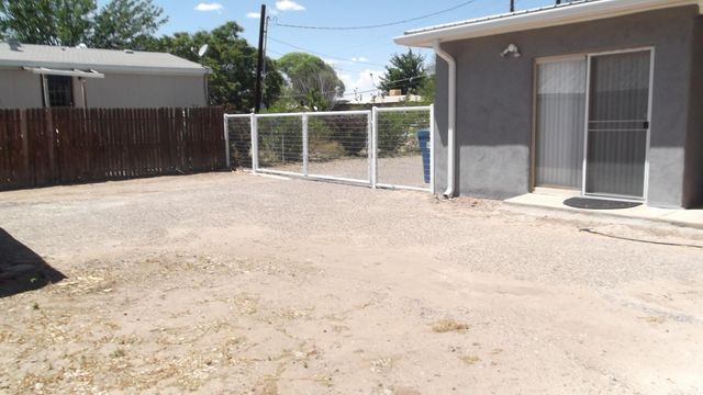 511 Cortez Street SE, Los Lunas, NM 87031