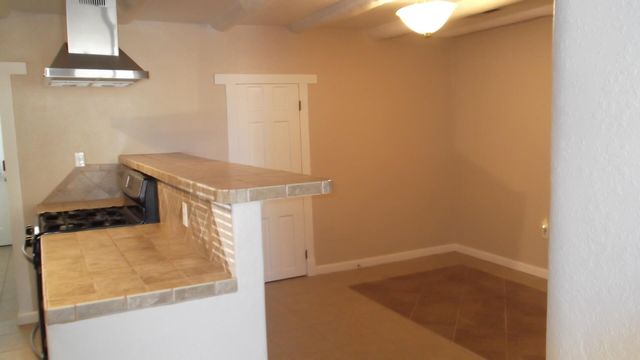 511 Cortez Street SE, Los Lunas, NM 87031