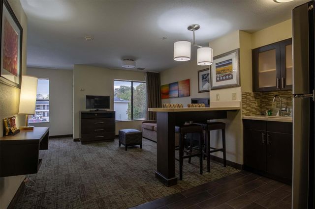 18828 State Highway 249 201, Houston, TX 77070