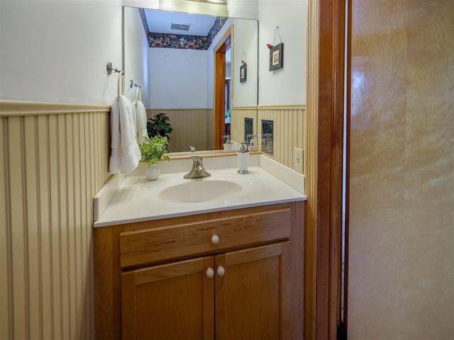 117 4th Street, Plainwell, MI 49080