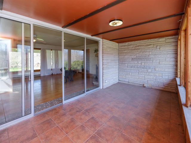 117 4th Street, Plainwell, MI 49080