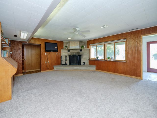 117 4th Street, Plainwell, MI 49080