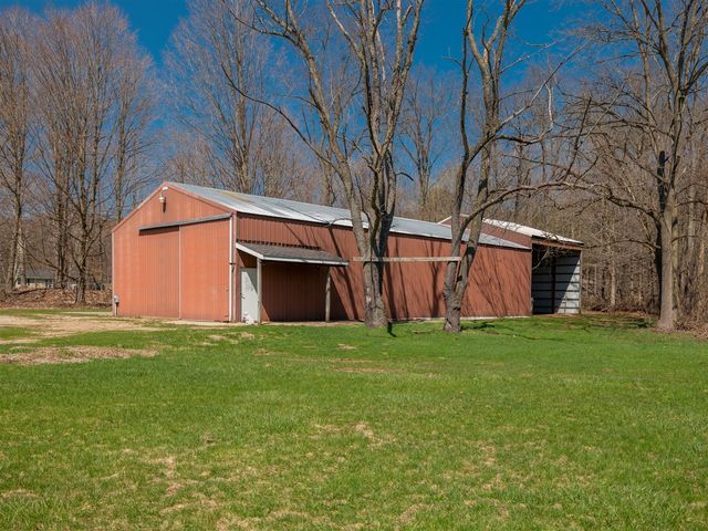 117 4th Street, Plainwell, MI 49080