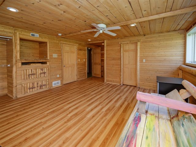 117 4th Street, Plainwell, MI 49080