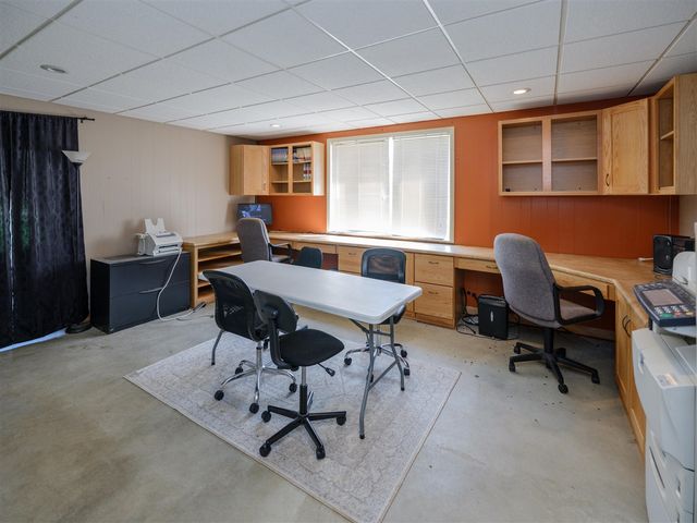 117 4th Street, Plainwell, MI 49080