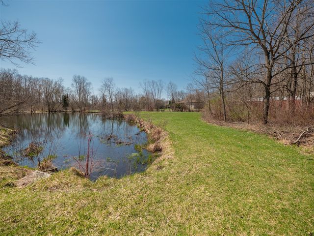117 4th Street, Plainwell, MI 49080