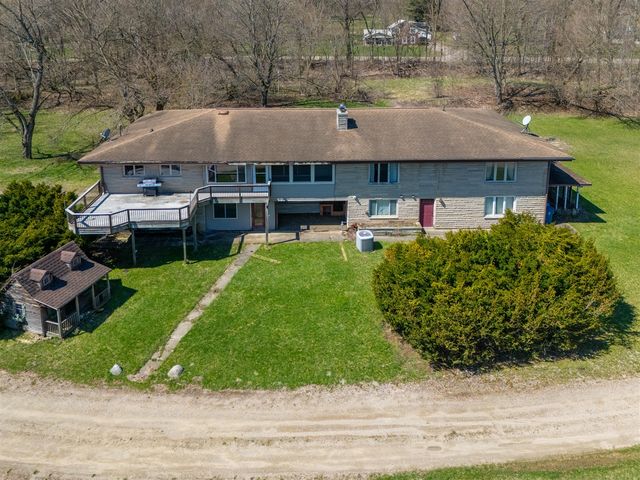 117 4th Street, Plainwell, MI 49080